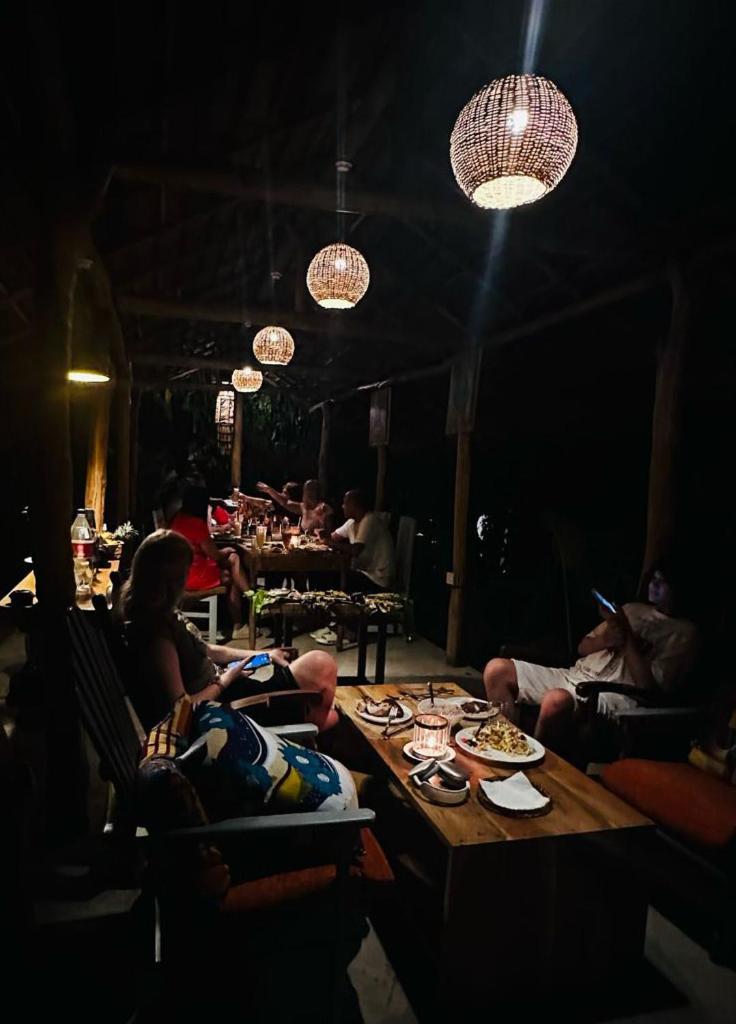 View Guesthouse & Bistro At Goyambokka Tangalle Exterior foto